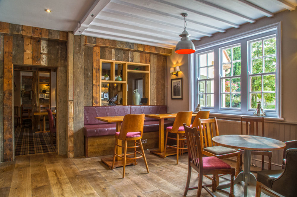 The Poacher Inn Hook  Luaran gambar