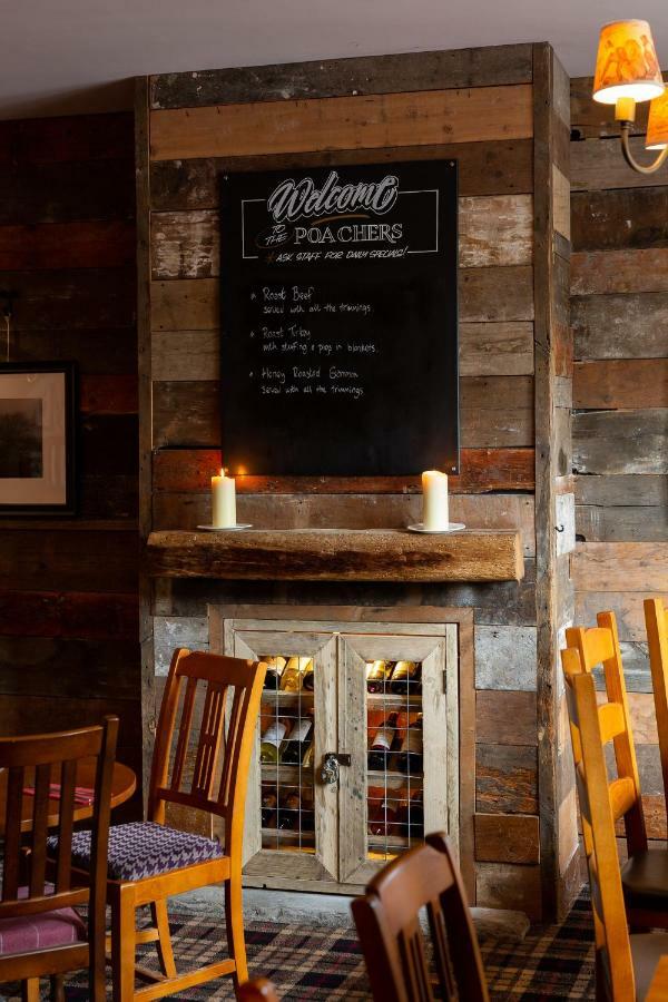 The Poacher Inn Hook  Luaran gambar