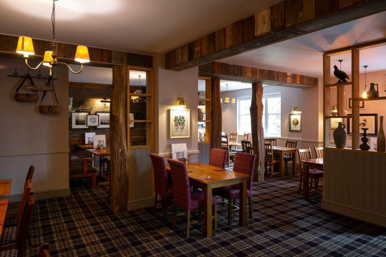 The Poacher Inn Hook  Luaran gambar